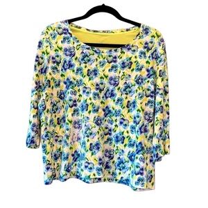 WOMEN'S white stag floral top large